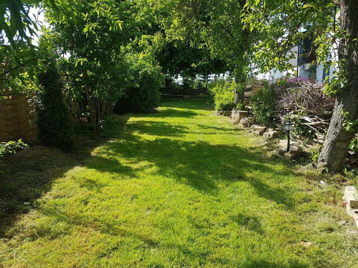 Ferienwohnung Storchenhof Niepars エクステリア 写真